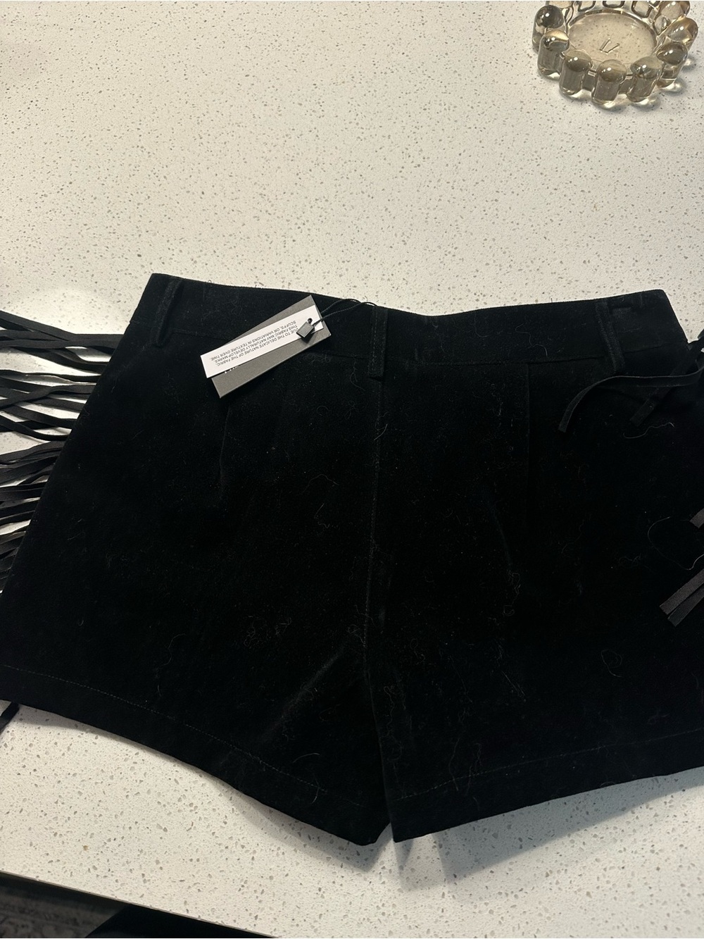 Fringe suede pretty little thing shorts - Picture 4 of 4